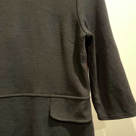 St. John SZ 6 Black Peplum 3/4 Length Sleeve Top! - Picture 3 of 14